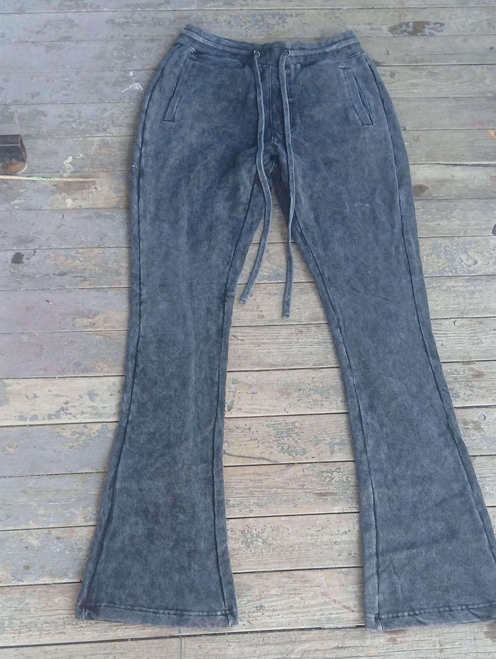 EUC Ringspun Black Wash Drawstring Boot Cut Sweats Lounge Active